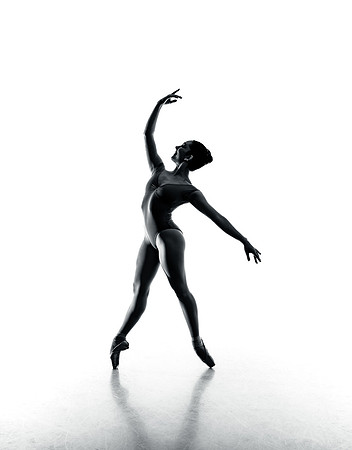 AGR27109-Blackwhite